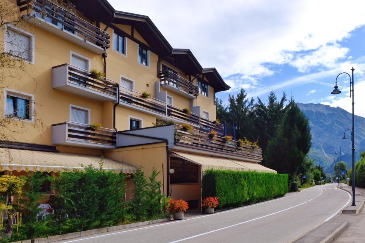 Hotel Dolomiti Levico Terme Εξωτερικό φωτογραφία