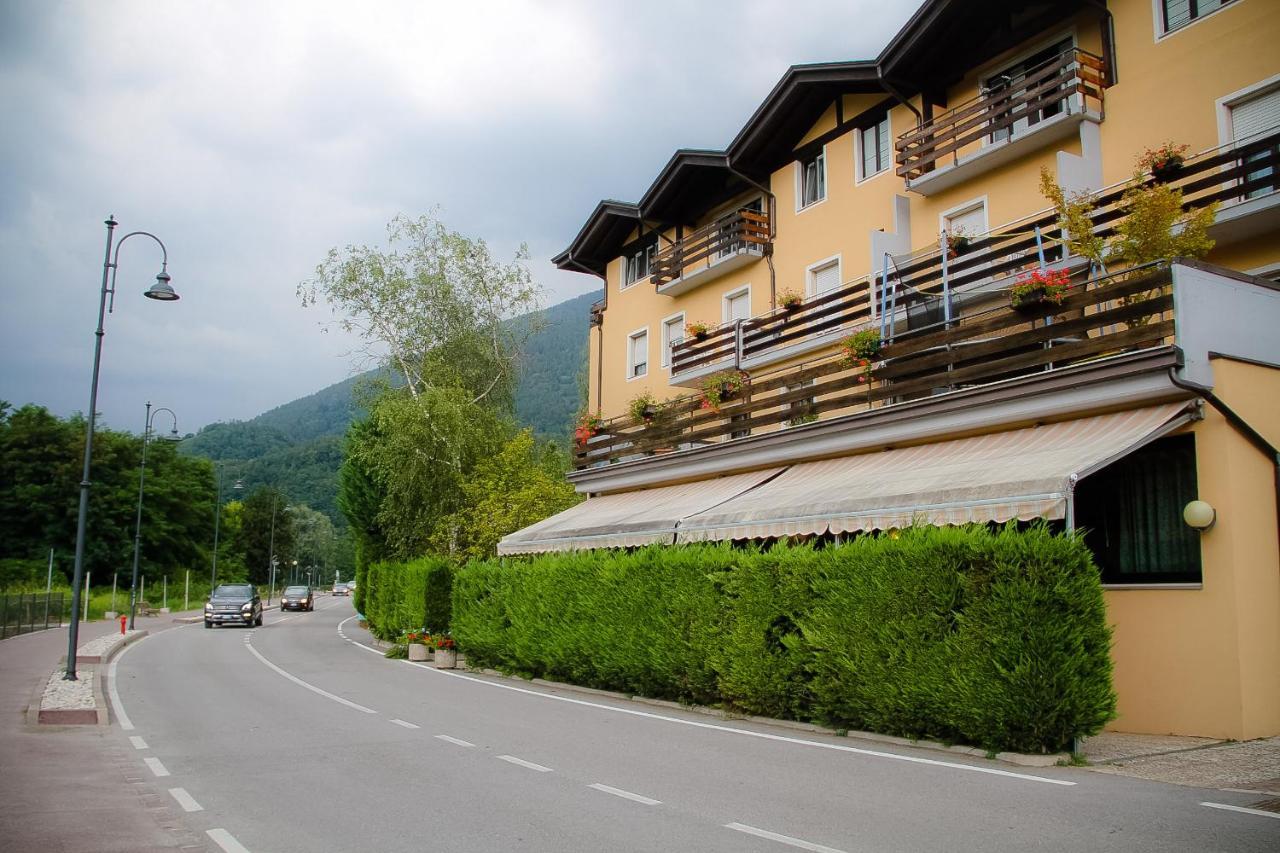 Hotel Dolomiti Levico Terme Εξωτερικό φωτογραφία