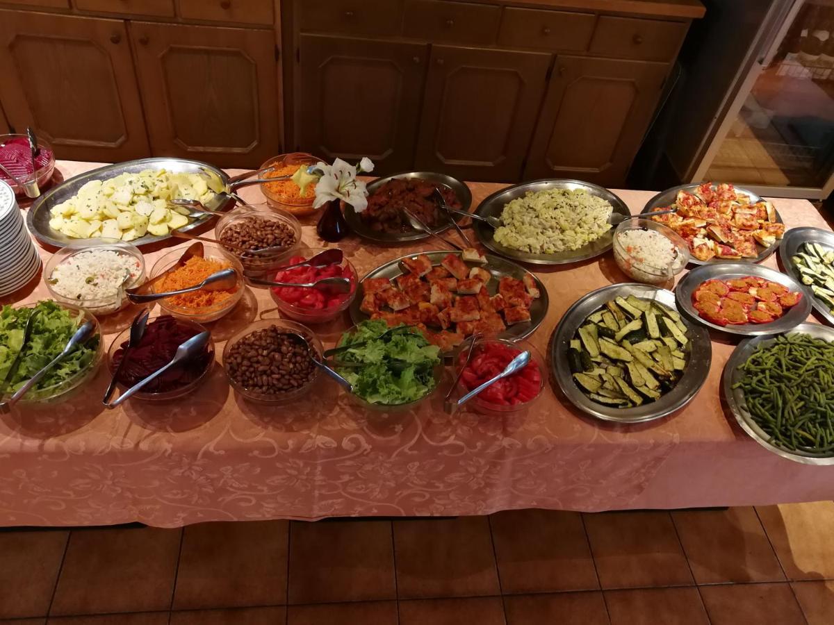 Hotel Dolomiti Levico Terme Εξωτερικό φωτογραφία