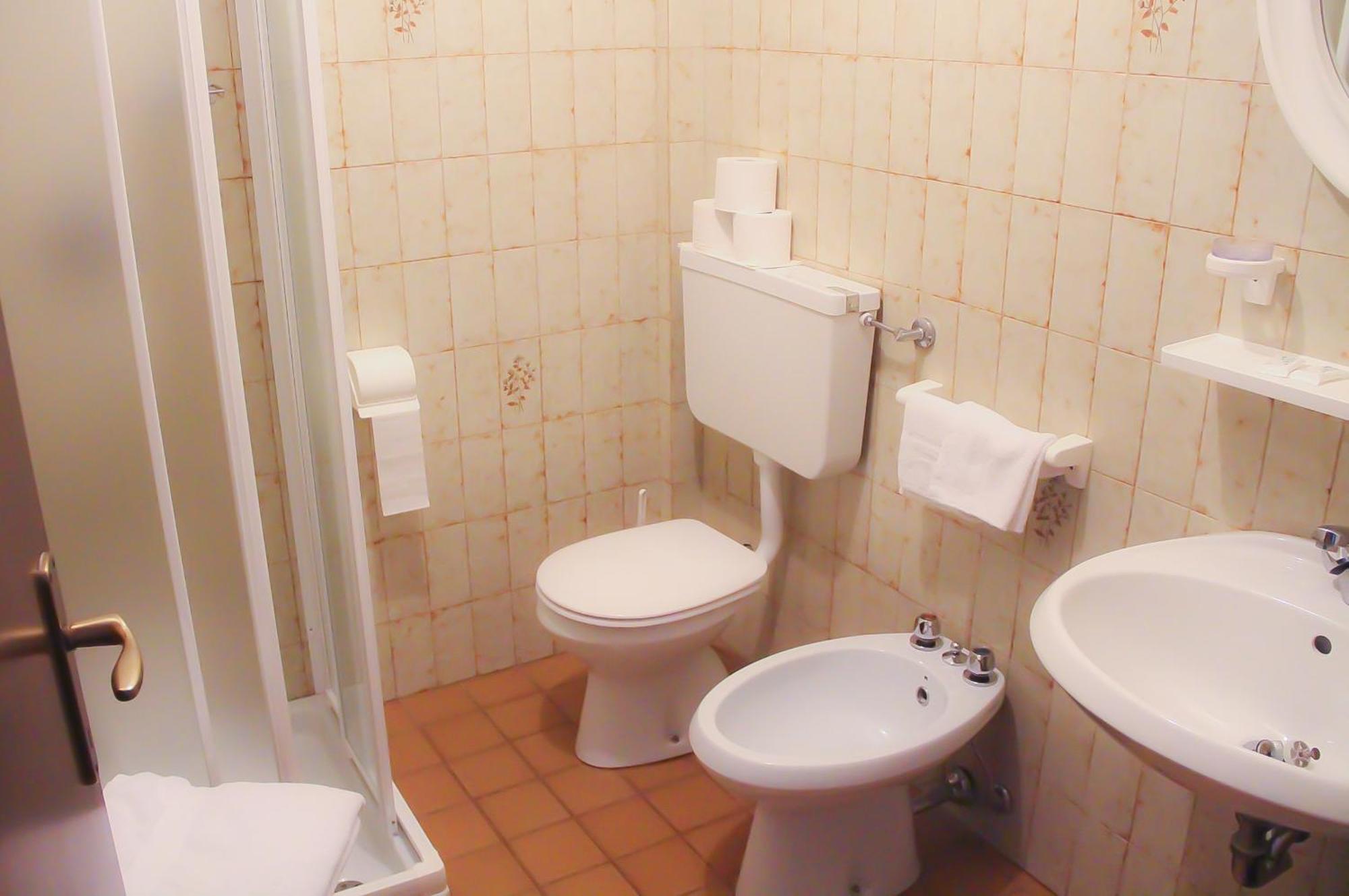 Hotel Dolomiti Levico Terme Εξωτερικό φωτογραφία